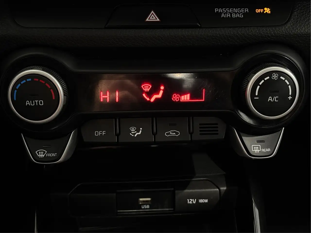 Kia Rio снимка Kia Rio