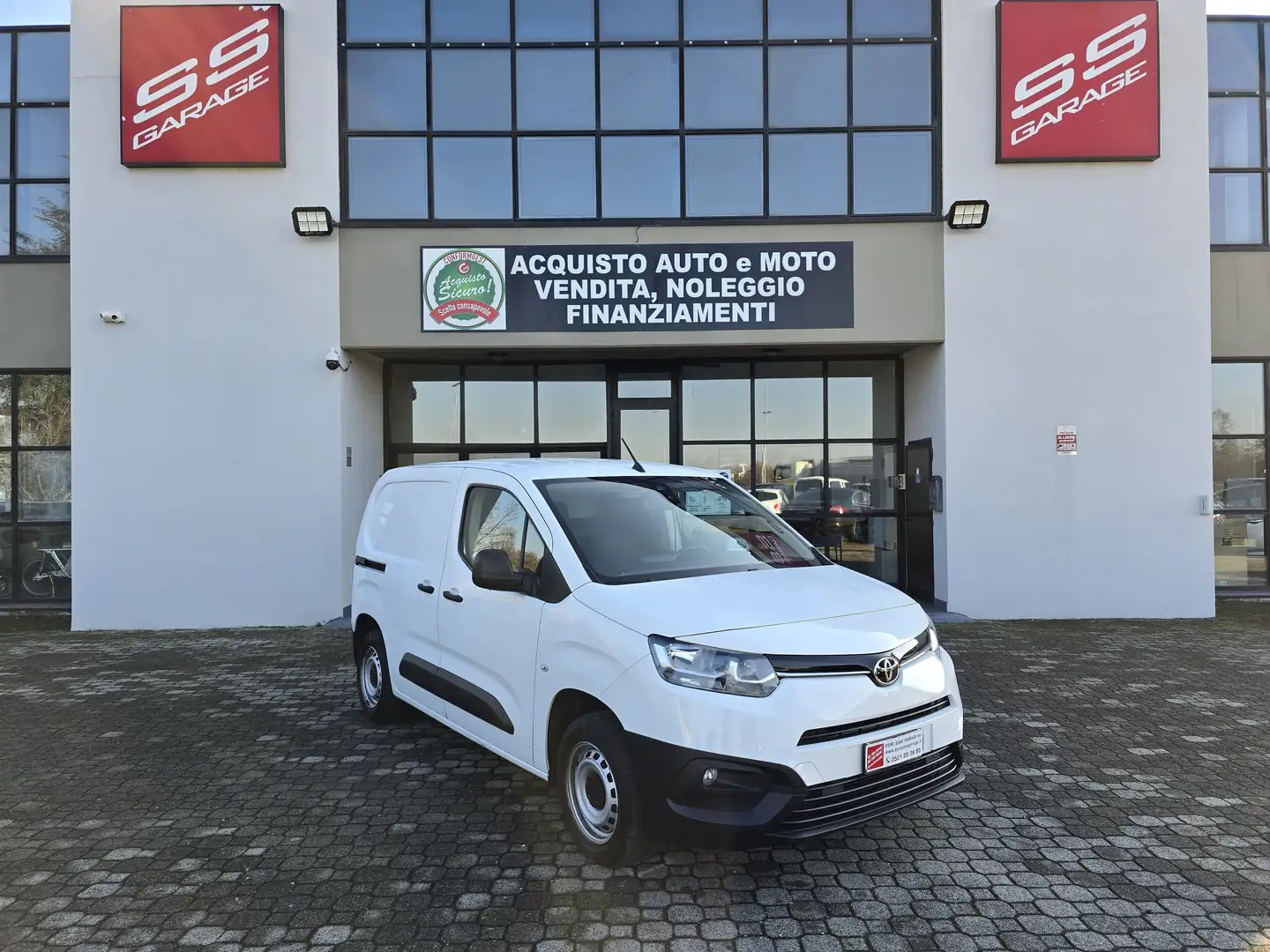 Toyota FURGONE FRIGO Toyota Proace city 1.5d - 2021 - IVA Weiß - 1