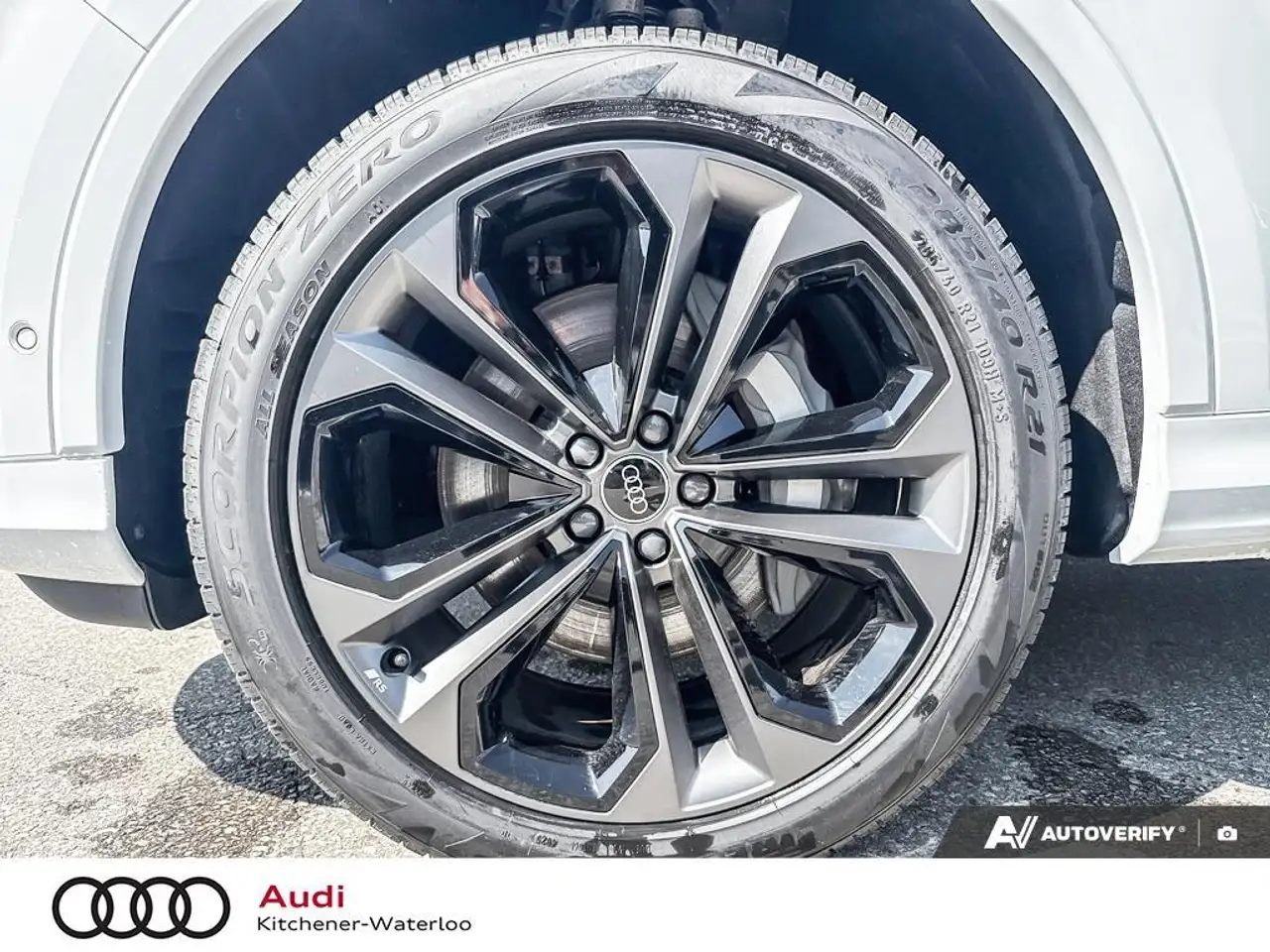 Audi Q7 снимка Audi Q7