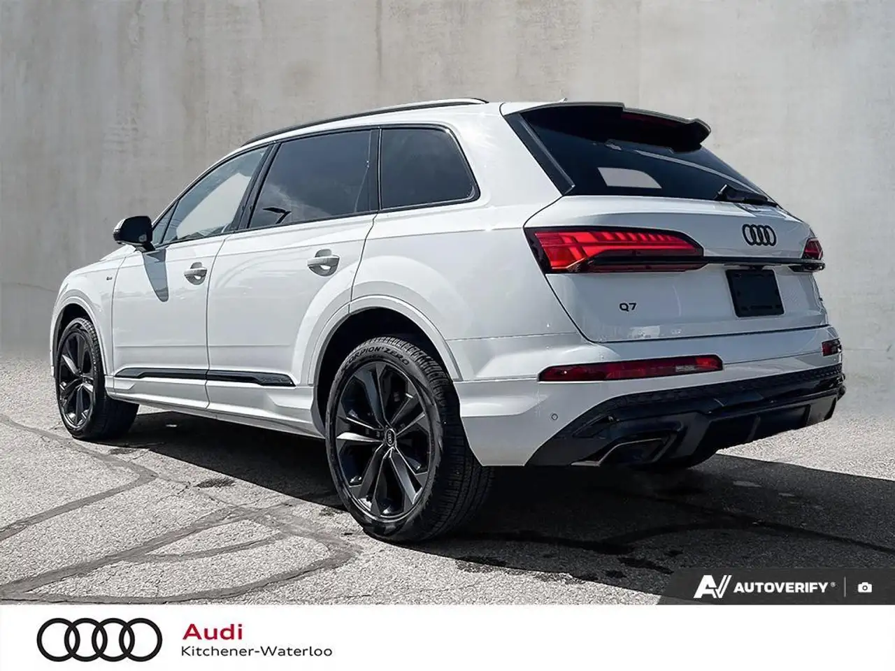 Audi Q7 снимка Audi Q7