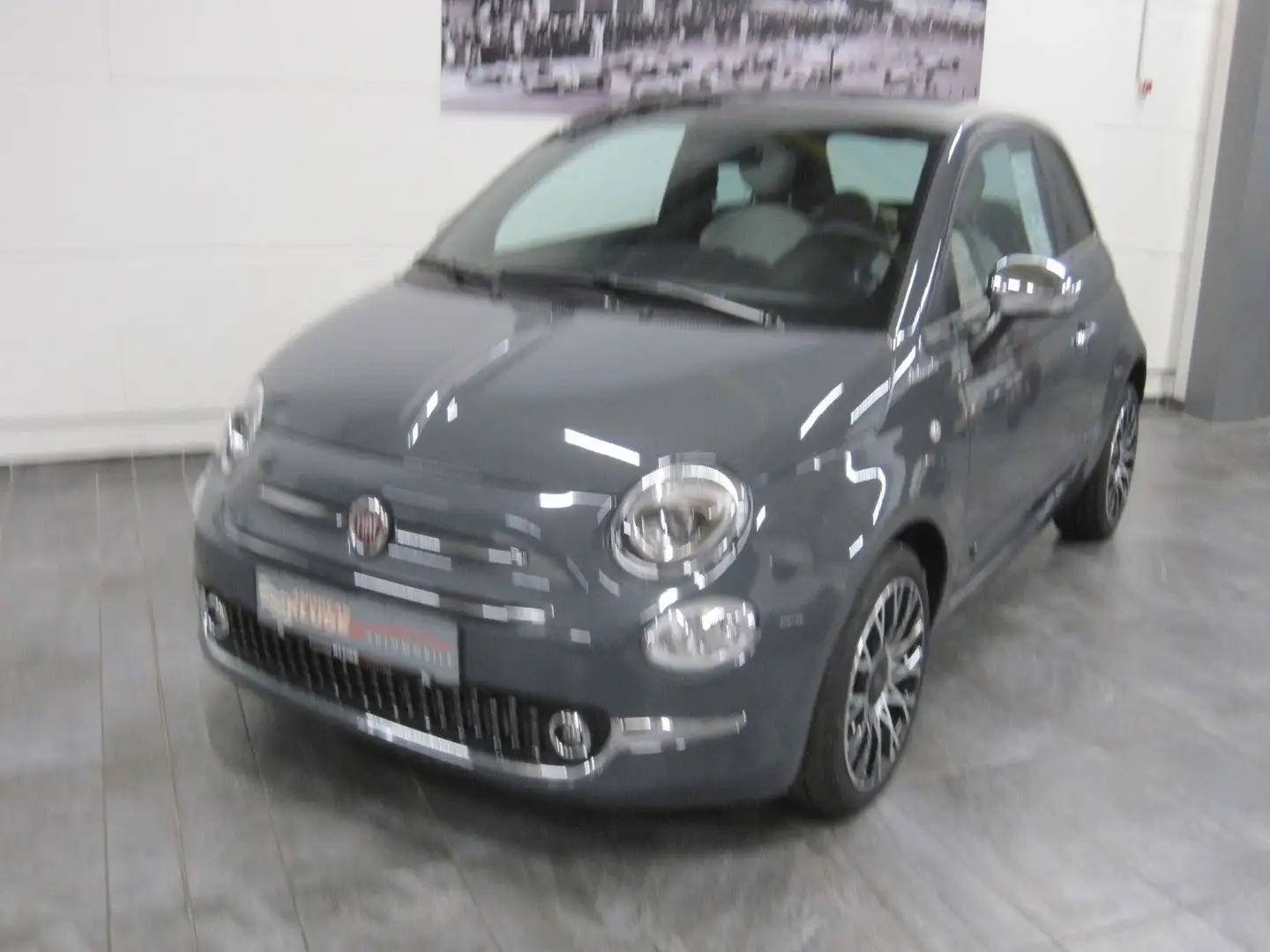 Fiat 500 1.0 Hybrid DOLCEVITA Gris - 2