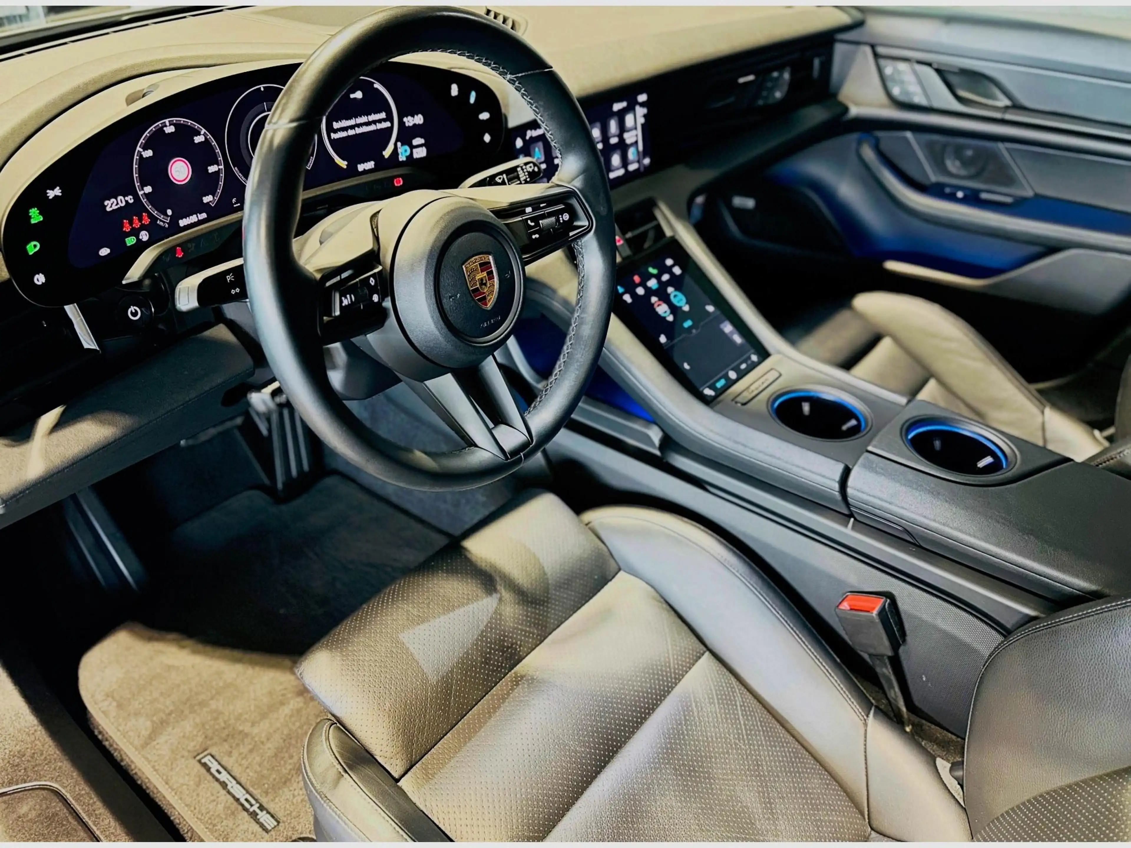 Porsche Taycan TAYCAN CROSS TURISMO 4 350KW — photo 9