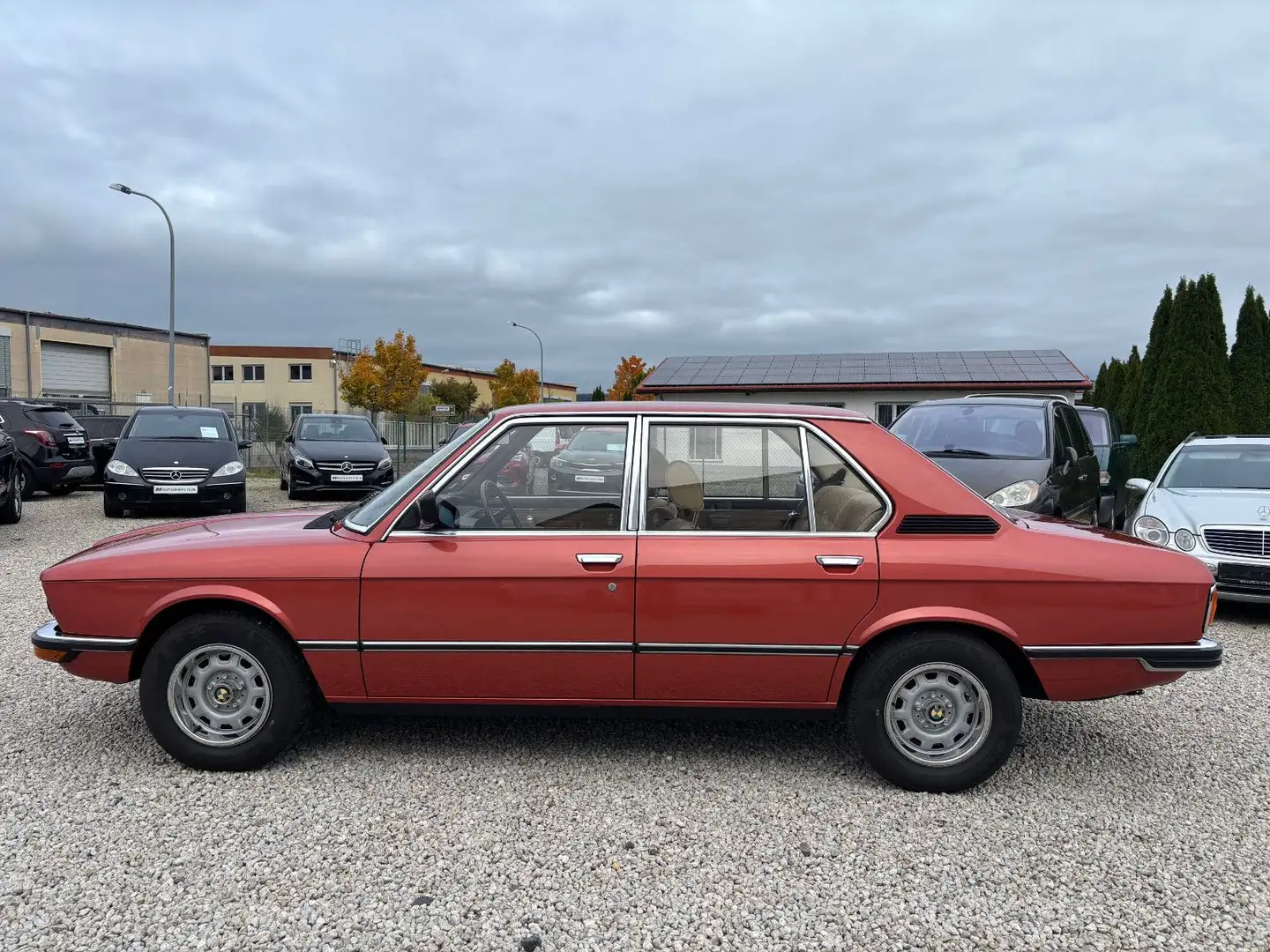 BMW 518 E12 +KEIN ROST+ORIGINAL LACK+SAMMLERSTÜCK+ Rot - 2