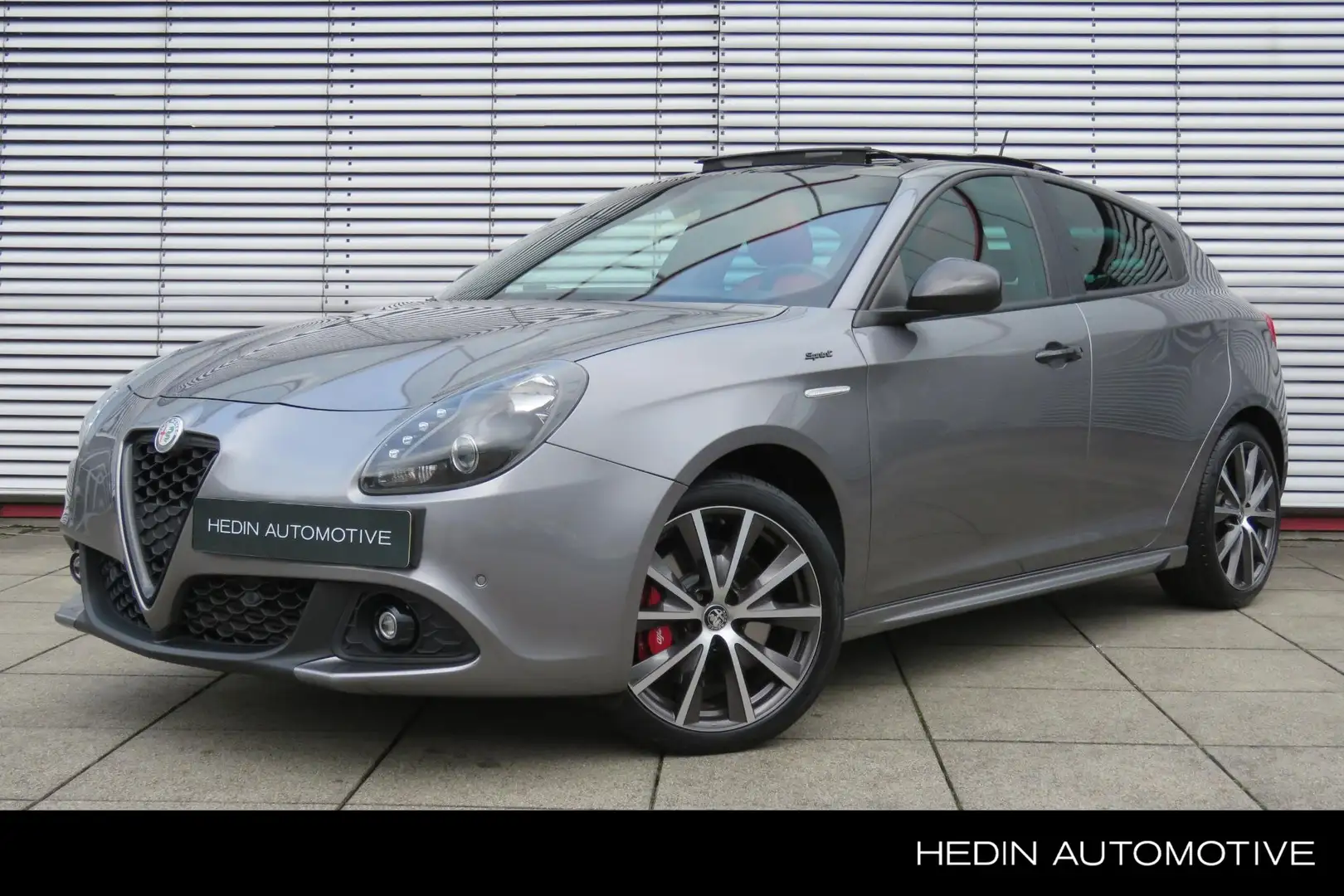 Alfa Romeo Giulietta 1.4T Sport | Schuif/kanteldak | Draadloos Apple Ca Gris - 1