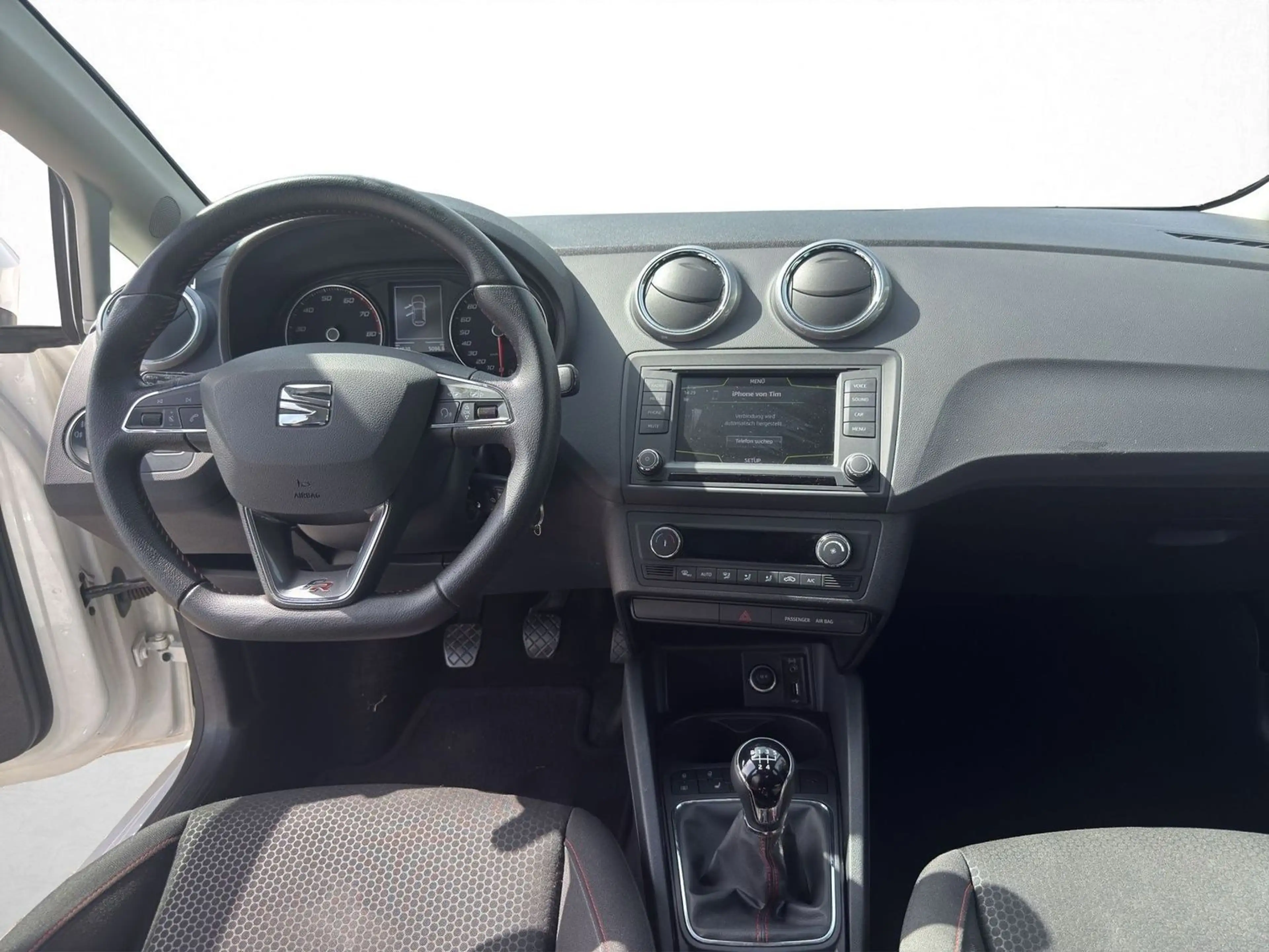 SEAT Ibiza FR — photo 14