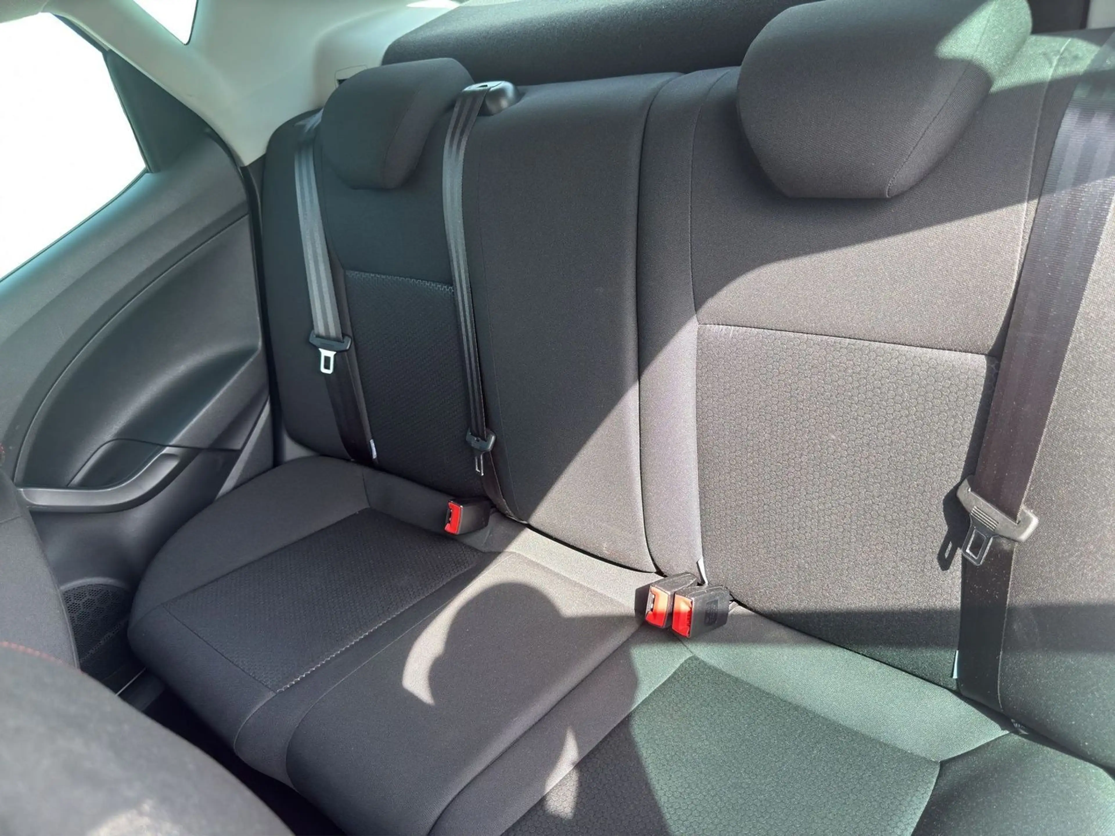 SEAT Ibiza FR — photo 13