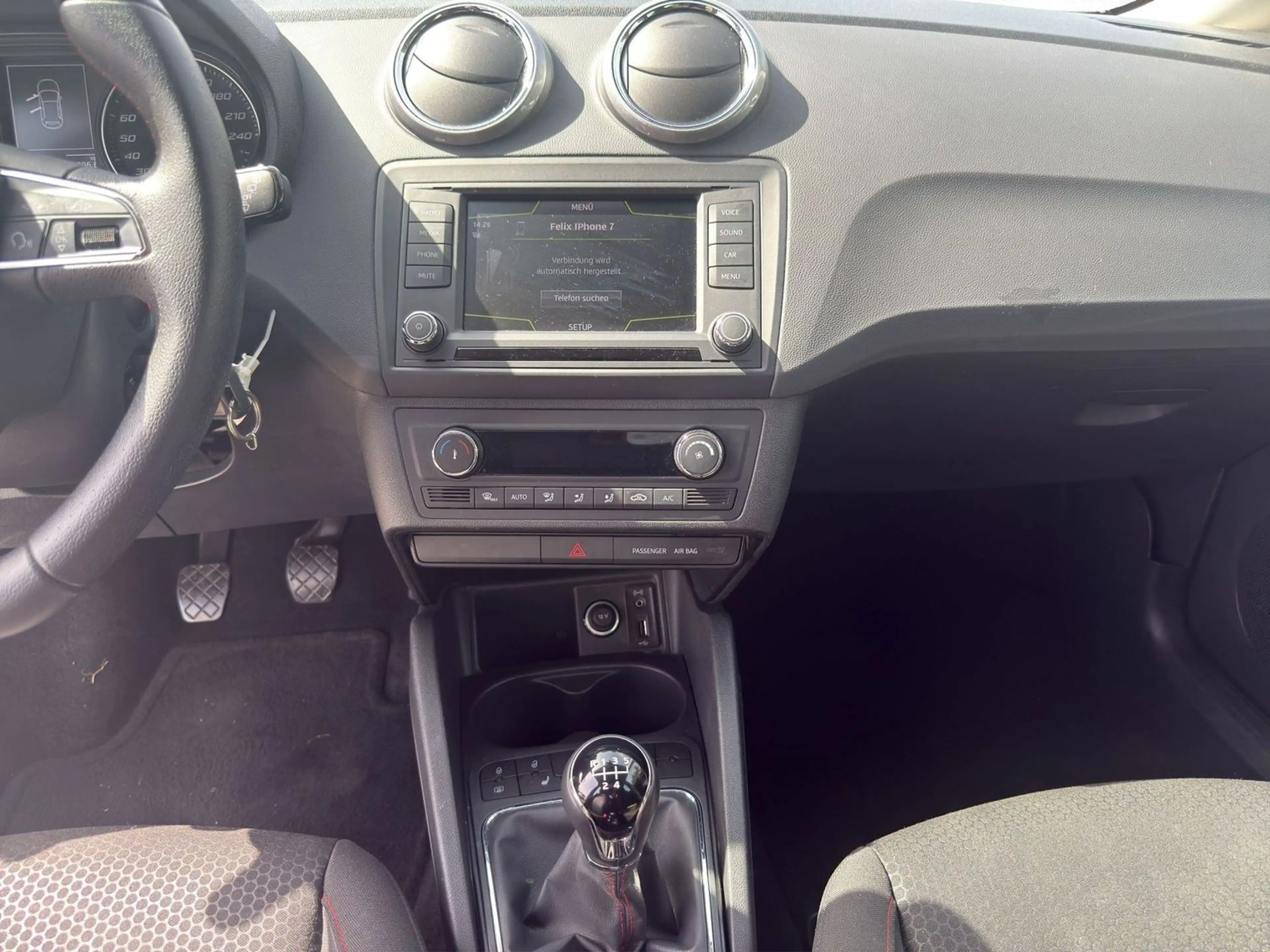 SEAT Ibiza FR — photo 15