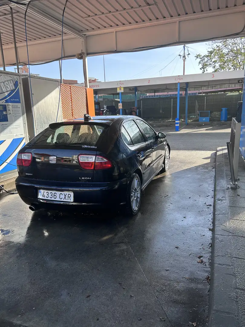 SEAT Leon León 1.8 20v Sport FR - 2
