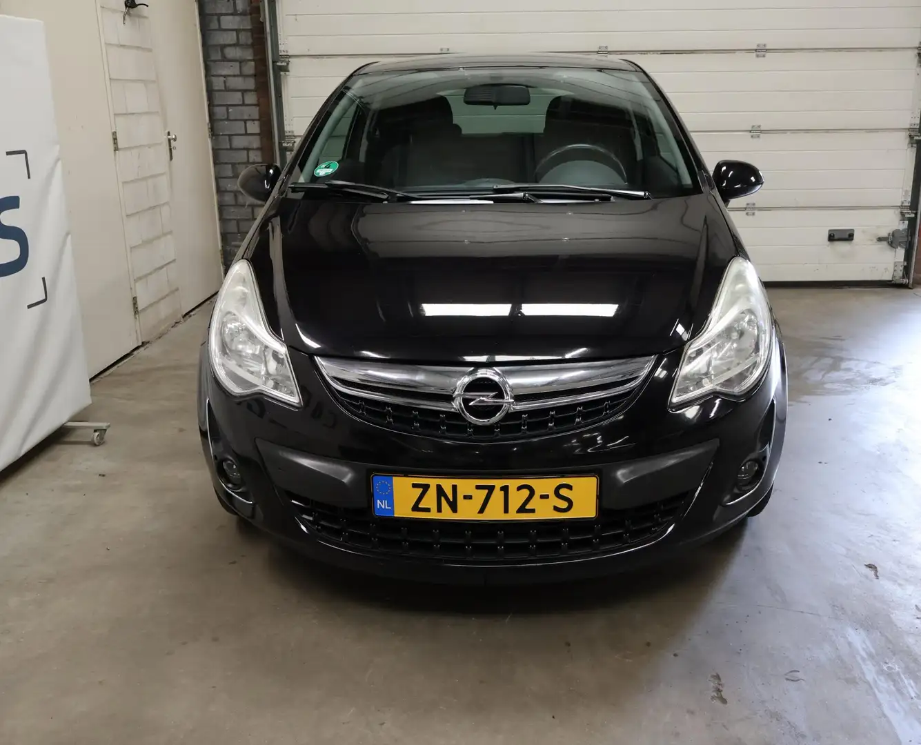 Opel Corsa 1.2 EcoFlex Selection Airco 07-2026 APK Noir - 2