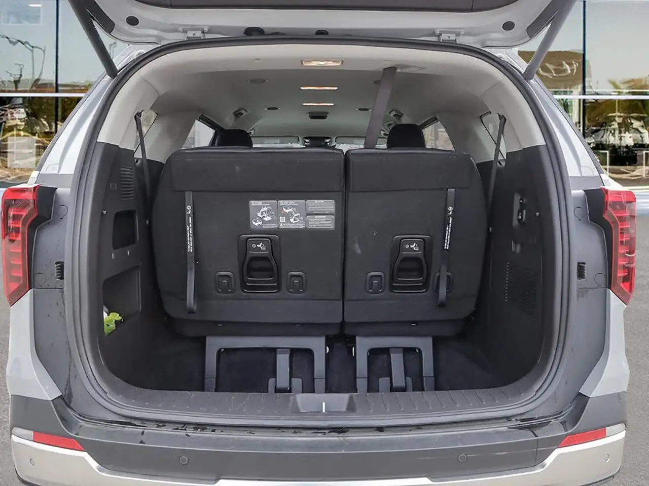 Kia Carnival снимка Kia Carnival