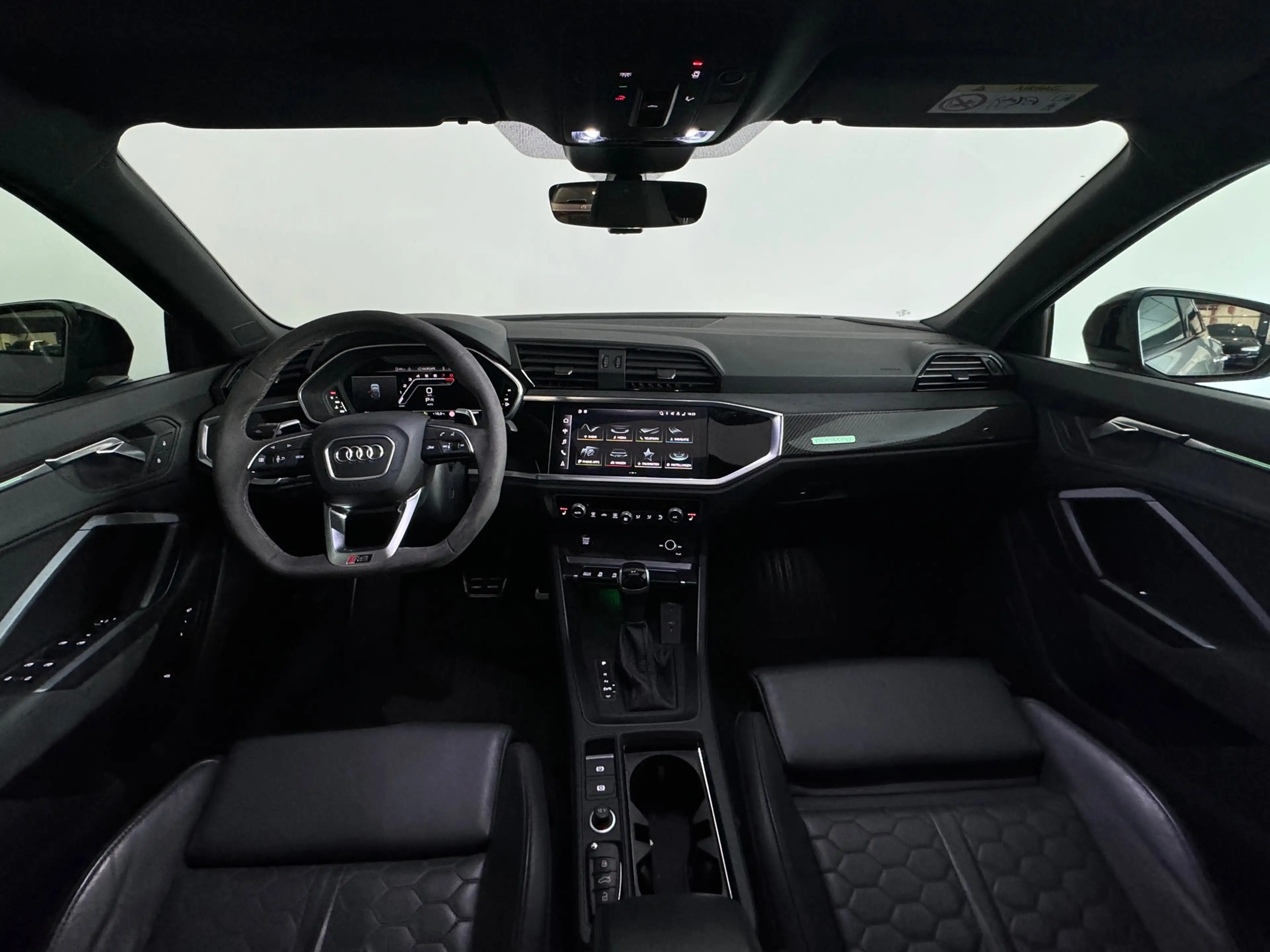 Audi RS Q3 RSQ3 Sportback 2.5 TFSI Pano|Memory|Sonos|RS Seat| — photo 4