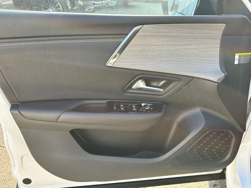 Citroen C5 X C5X Hybrid 225 Shine Pack EAT8 Pano Head UP 360° — photo 13