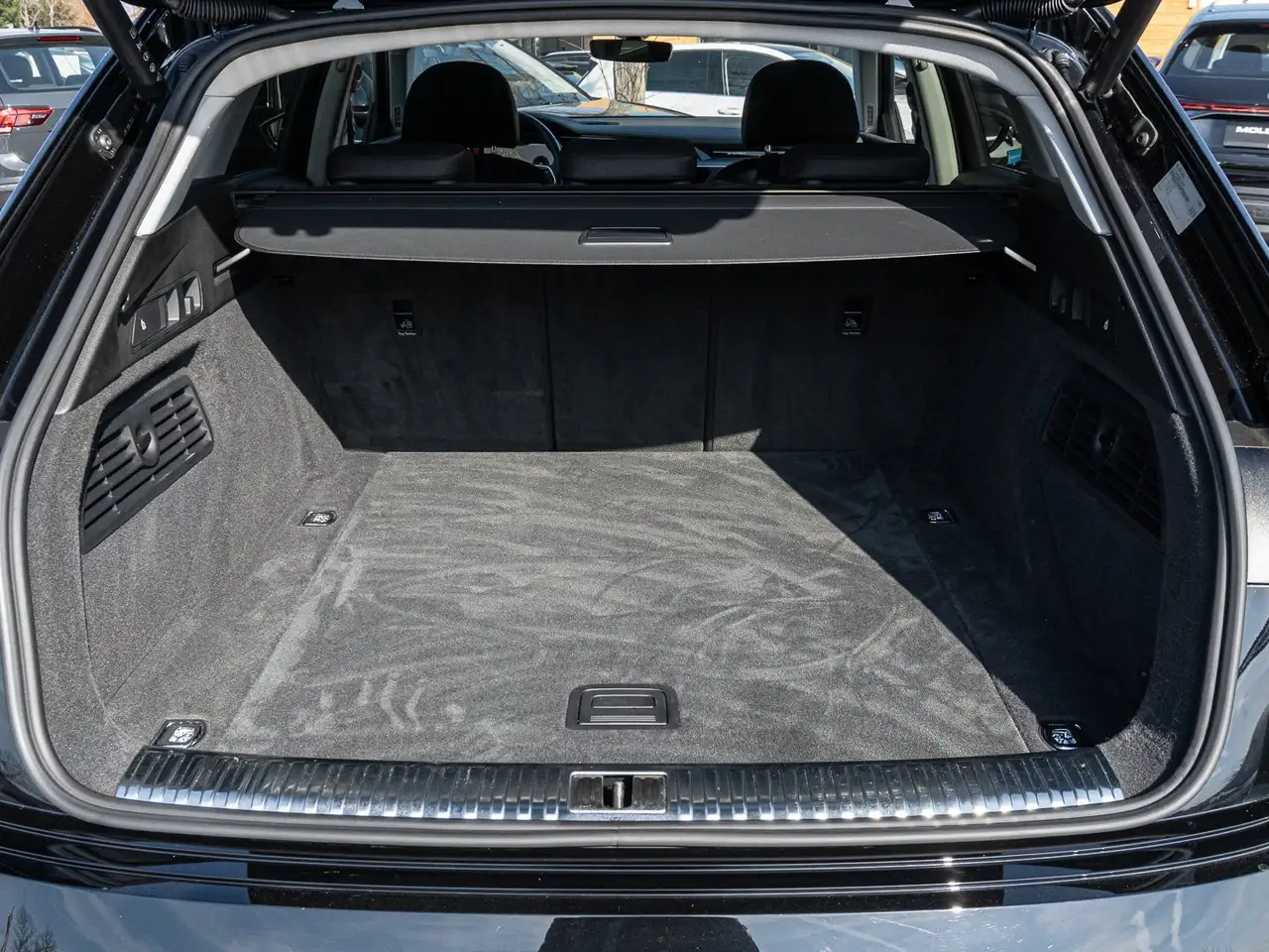 Audi e-tron advanced 55 quattro 2xKLIMA AHK AUT KAM 18