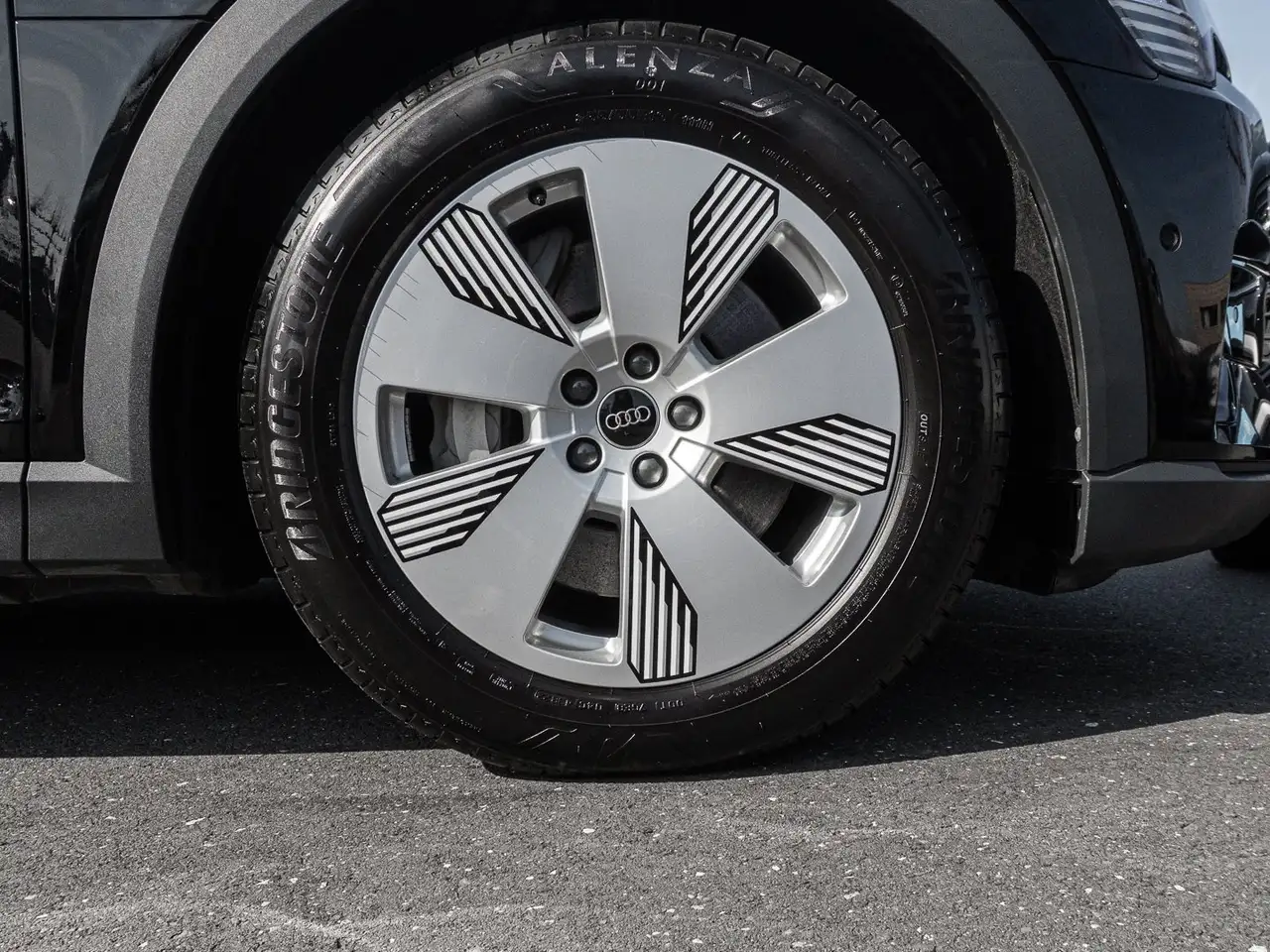 Audi e-tron advanced 55 quattro 2xKLIMA AHK AUT KAM 8