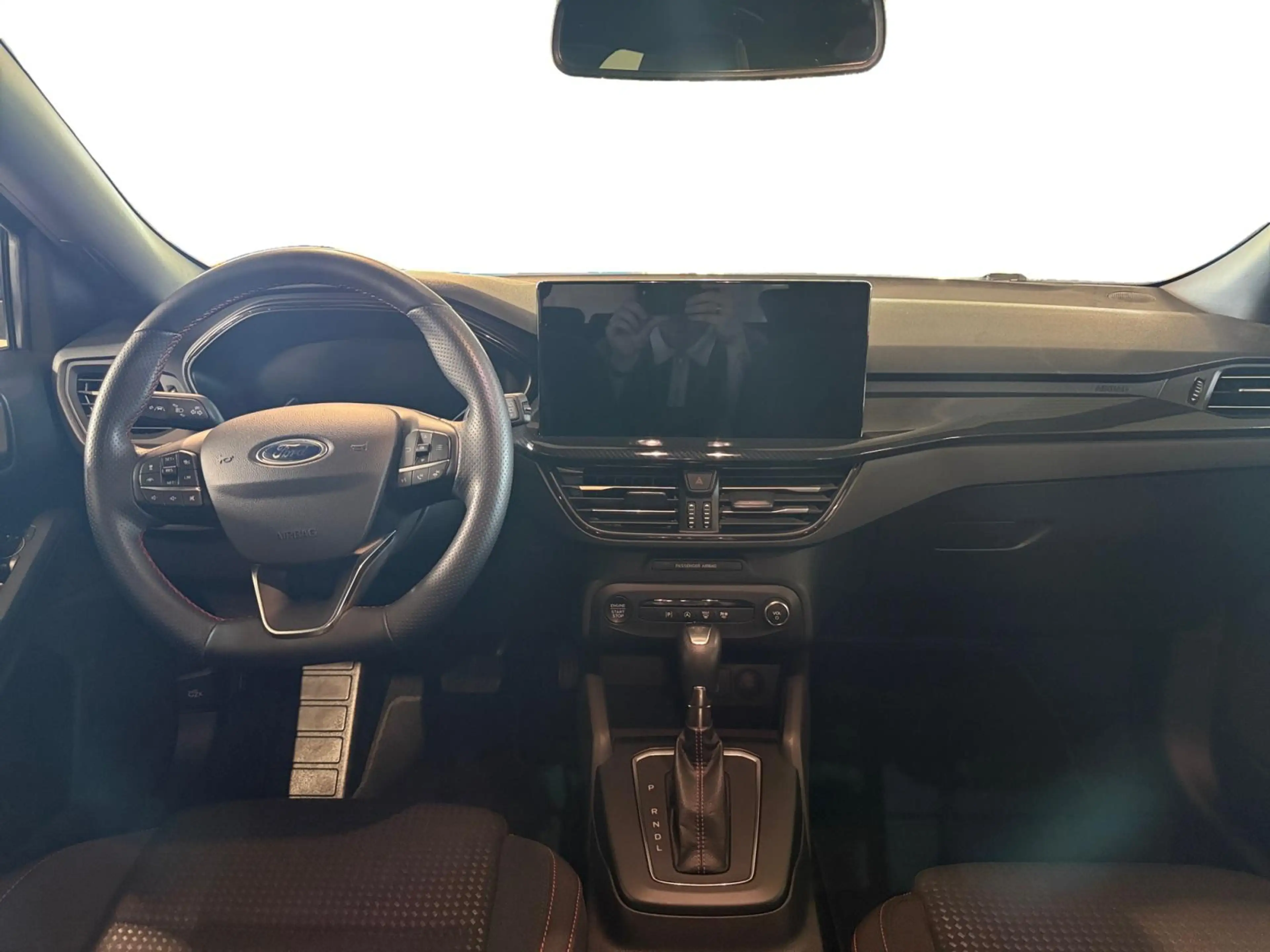 Ford Focus Wagon 1.0 EcoBoost Hybrid ST Line Automaat | Winte — photo 12