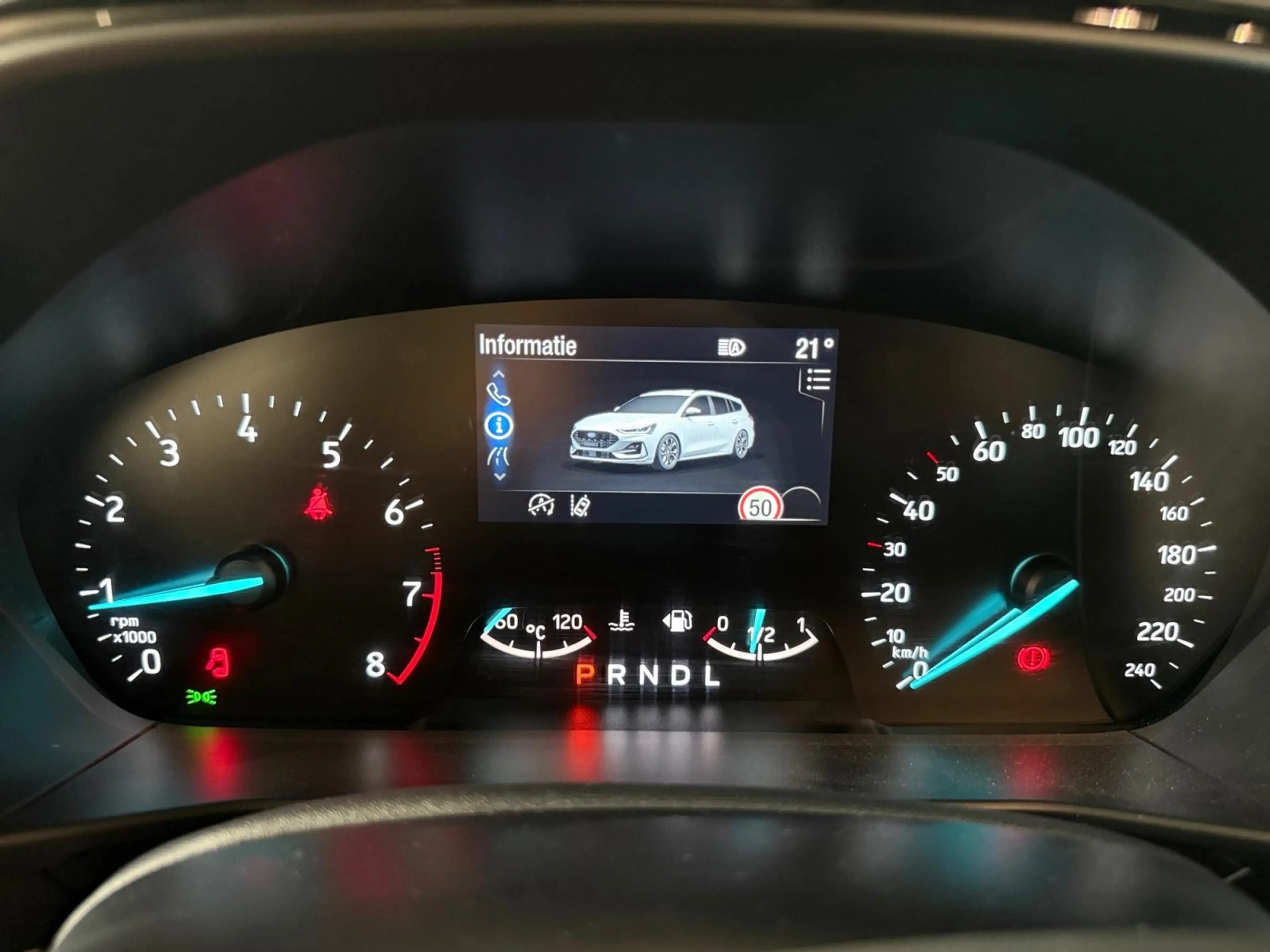 Ford Focus Wagon 1.0 EcoBoost Hybrid ST Line Automaat | Winte — photo 14