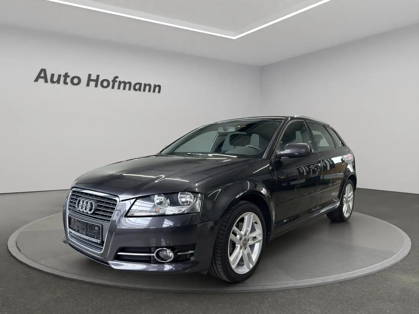 Audi A3 A3 1.4 TFSI Sportback Attraction Grau - 1