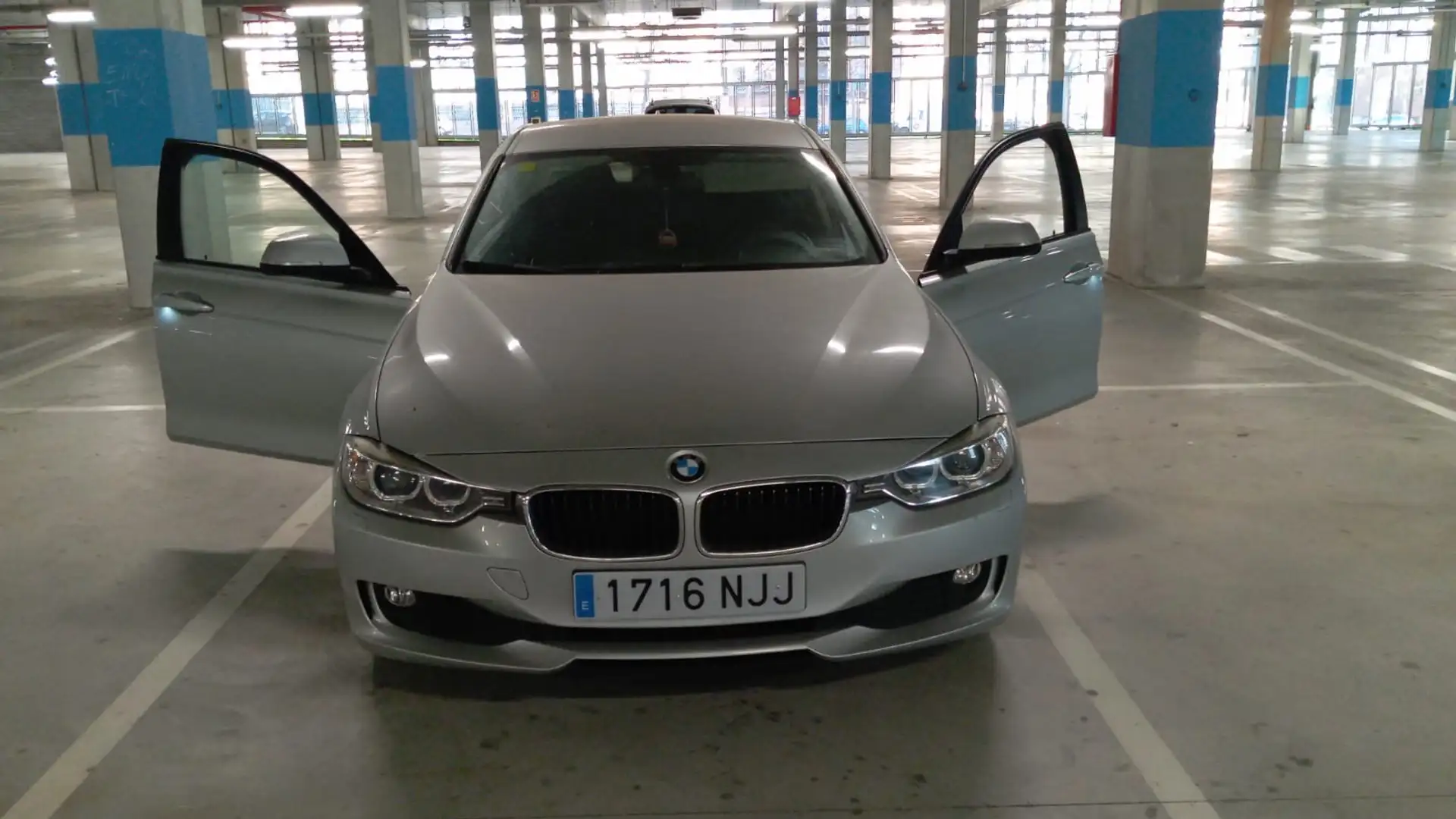 BMW 316 316i Sport - 2