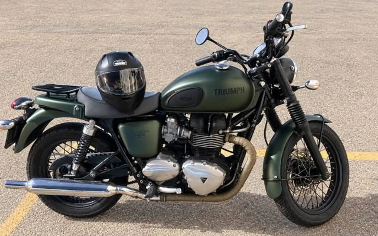 Triumph Bonneville T100