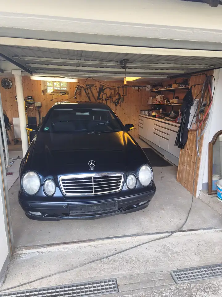 Mercedes-Benz CLK 230 Coupe Kompressor Avantgarde, foto 2