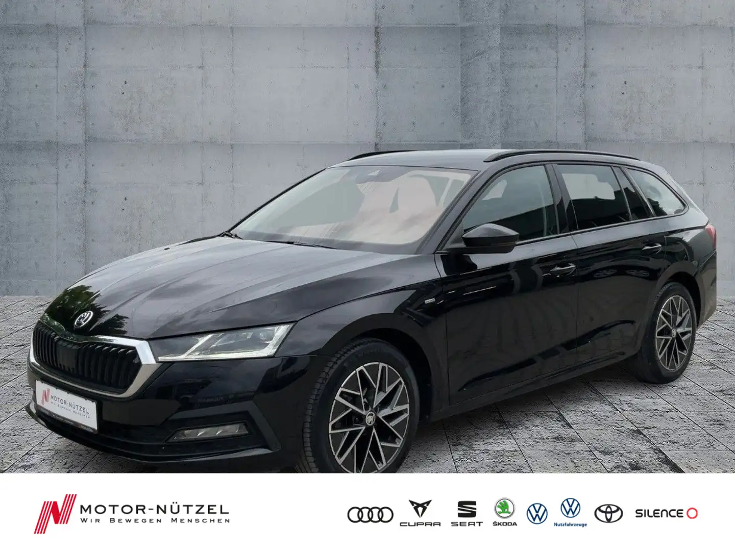 Skoda Octavia Combi 1.5 TSI CLEVER MATRIX+NAV+SHZ+PDC Schwarz - 1