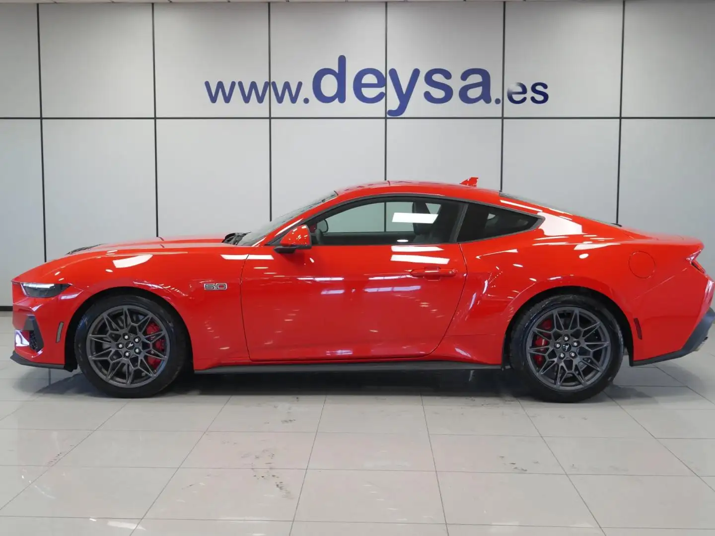 Ford Mustang 5.0 Ti-VCT V8 331KW  GT AT(Fast.) Rojo - 2