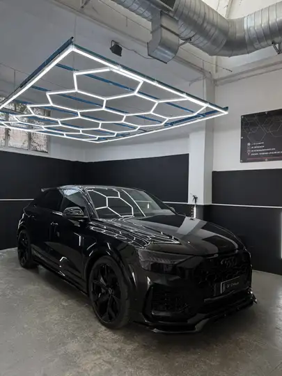 Audi RS Q8 KIT BLACK MAXTON DESIGN, 720 cv