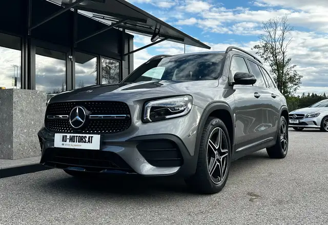 Mercedes-Benz GLB Class main image