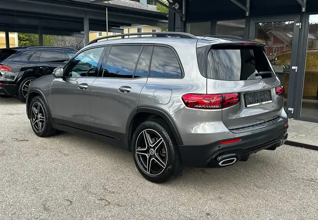 Mercedes-Benz GLB Class view 11