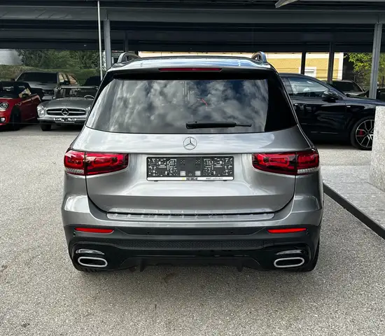 Mercedes-Benz GLB Class view 13