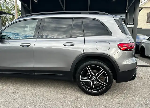 Mercedes-Benz GLB Class view 10