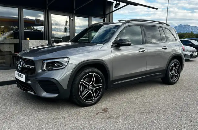 Mercedes-Benz GLB Class view 6