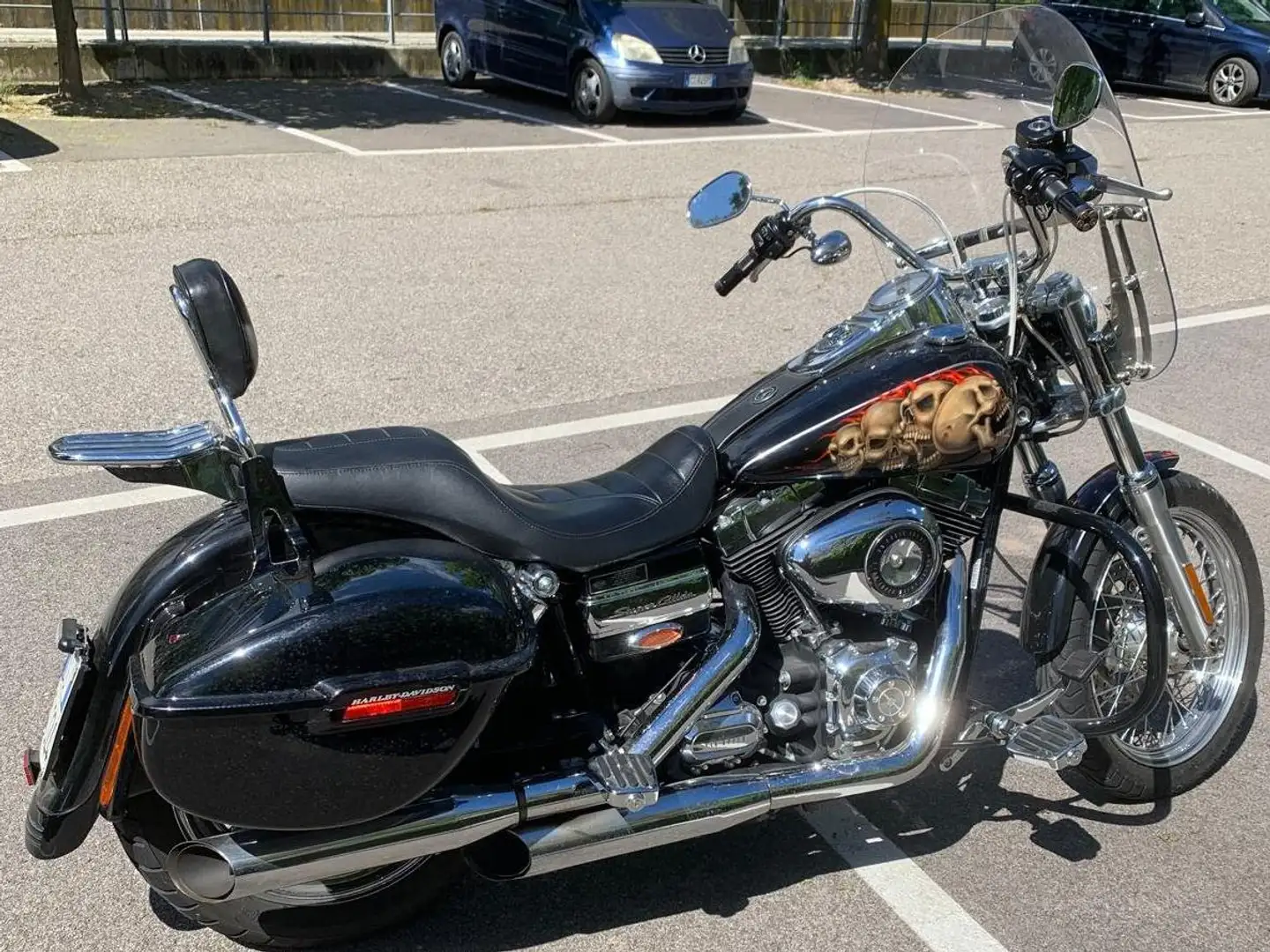 Harley-Davidson Super Glide Negru - 1