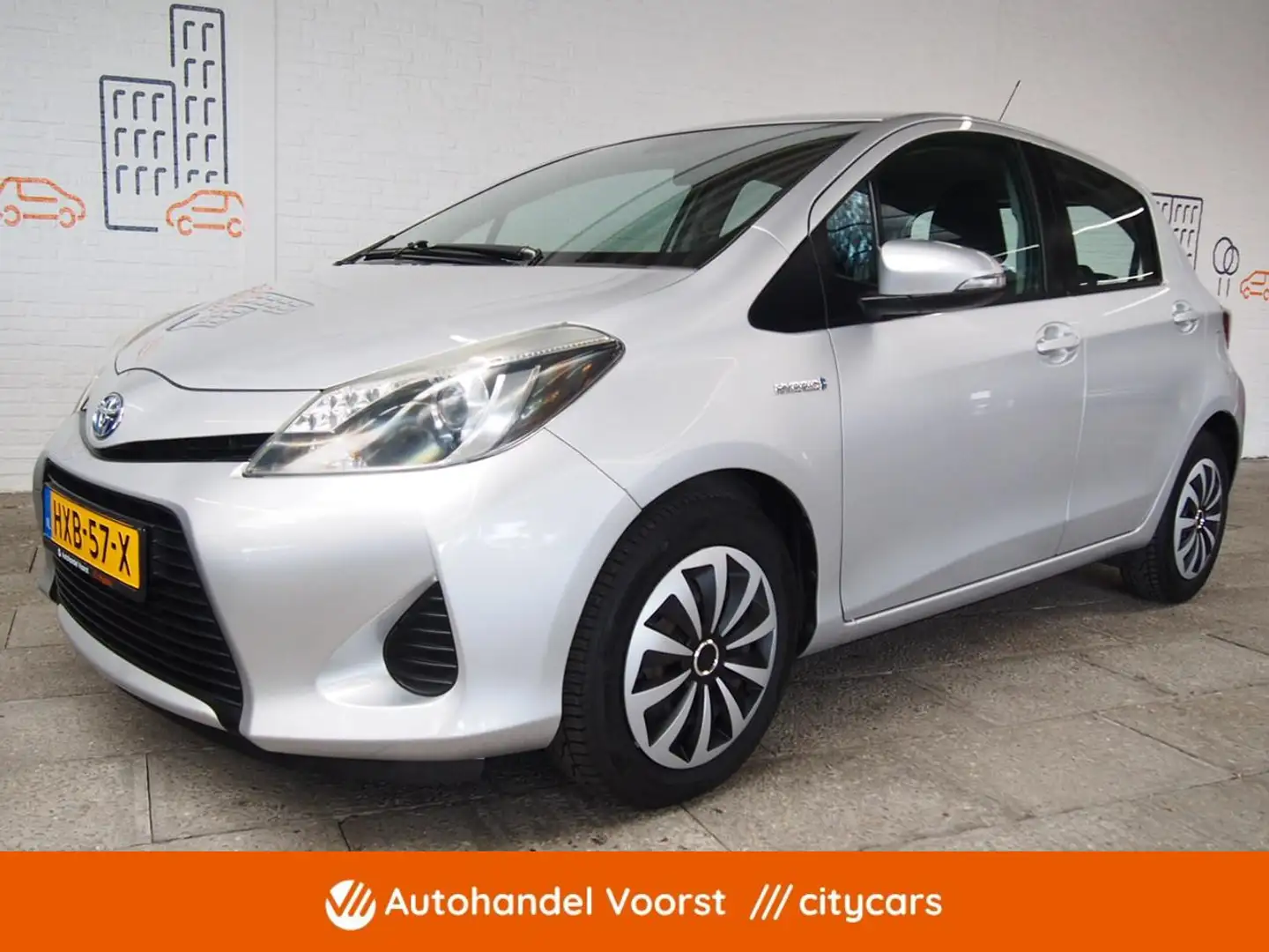 Toyota Yaris 1.5 Full Hybrid Aspiration Achtercamera (APK:Nieuw Gris - 1