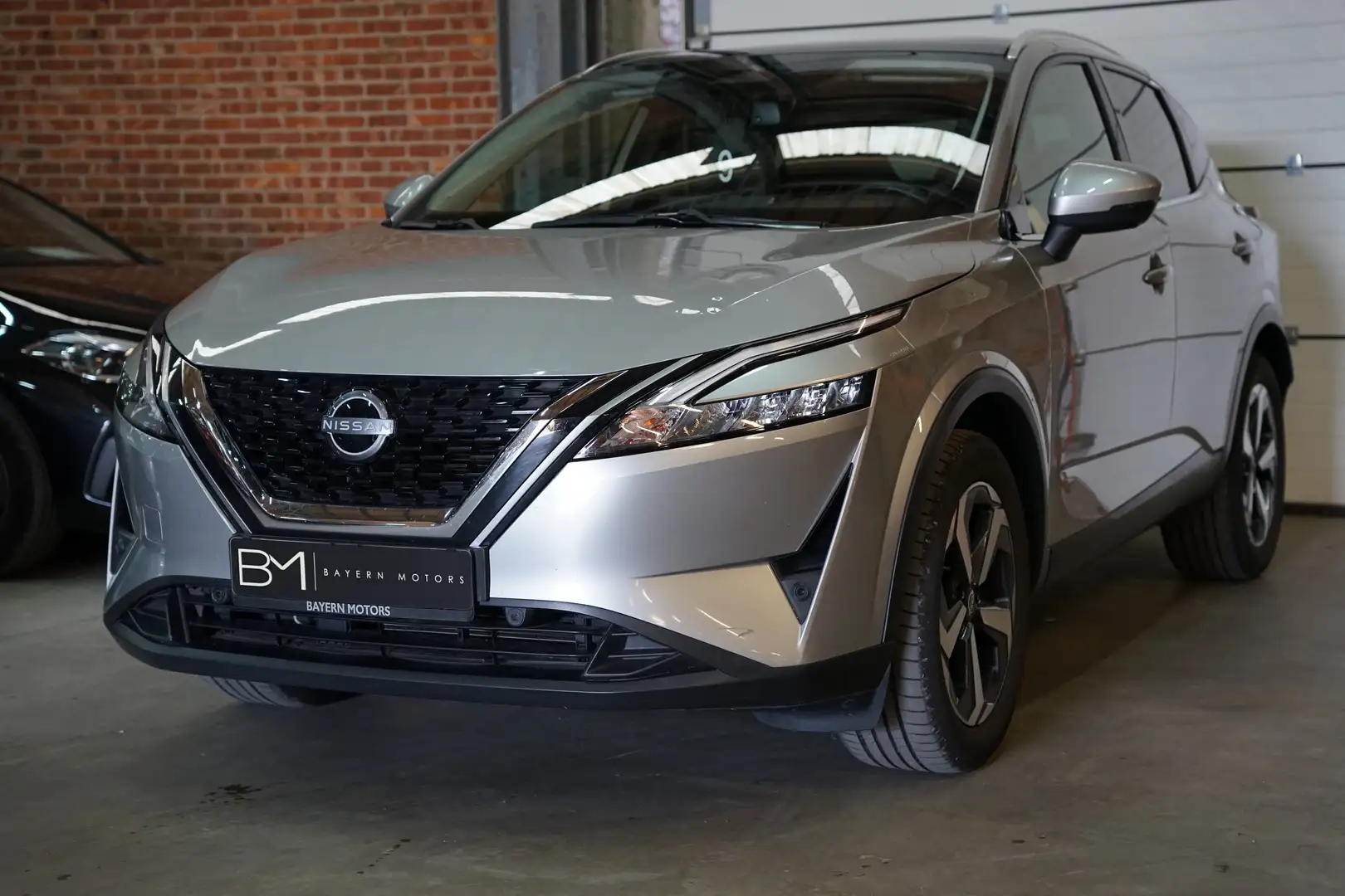 Nissan Qashqai 1.3 DIG-T 2023 70.000km Benzine Argent - 1