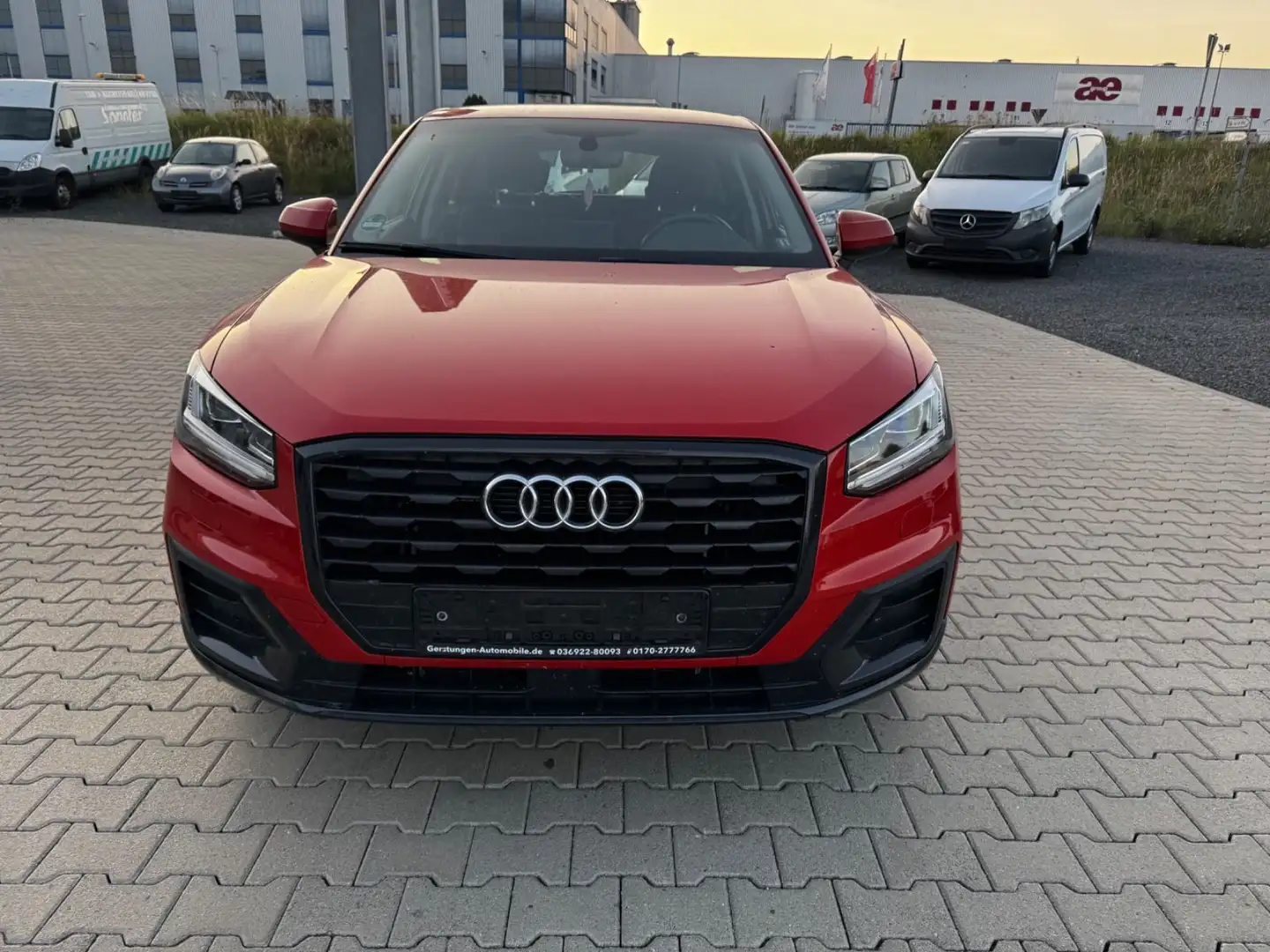 Audi Q2 SPORT DSG LED NAVI SHZ PDC TEMPOMAT Orange - 2