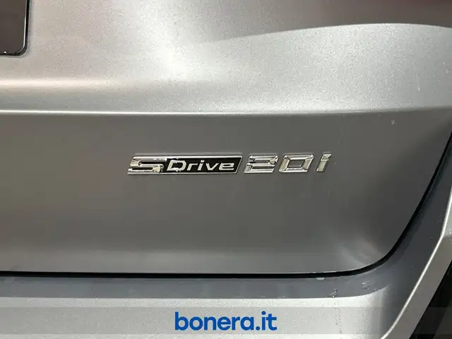 BMW X1 view 9