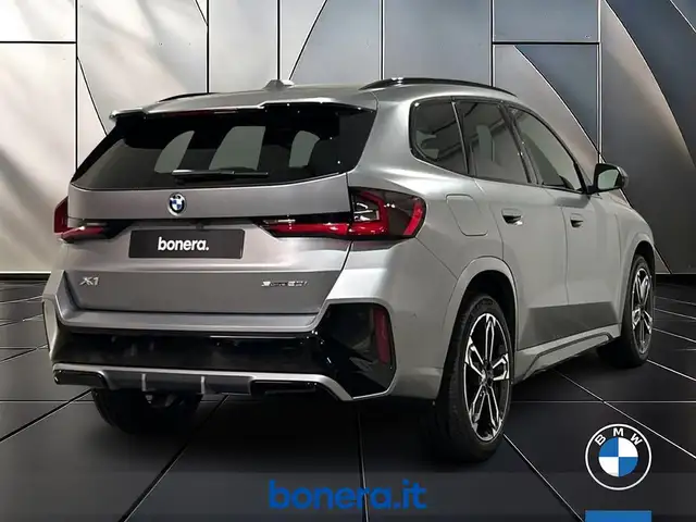BMW X1 view 5