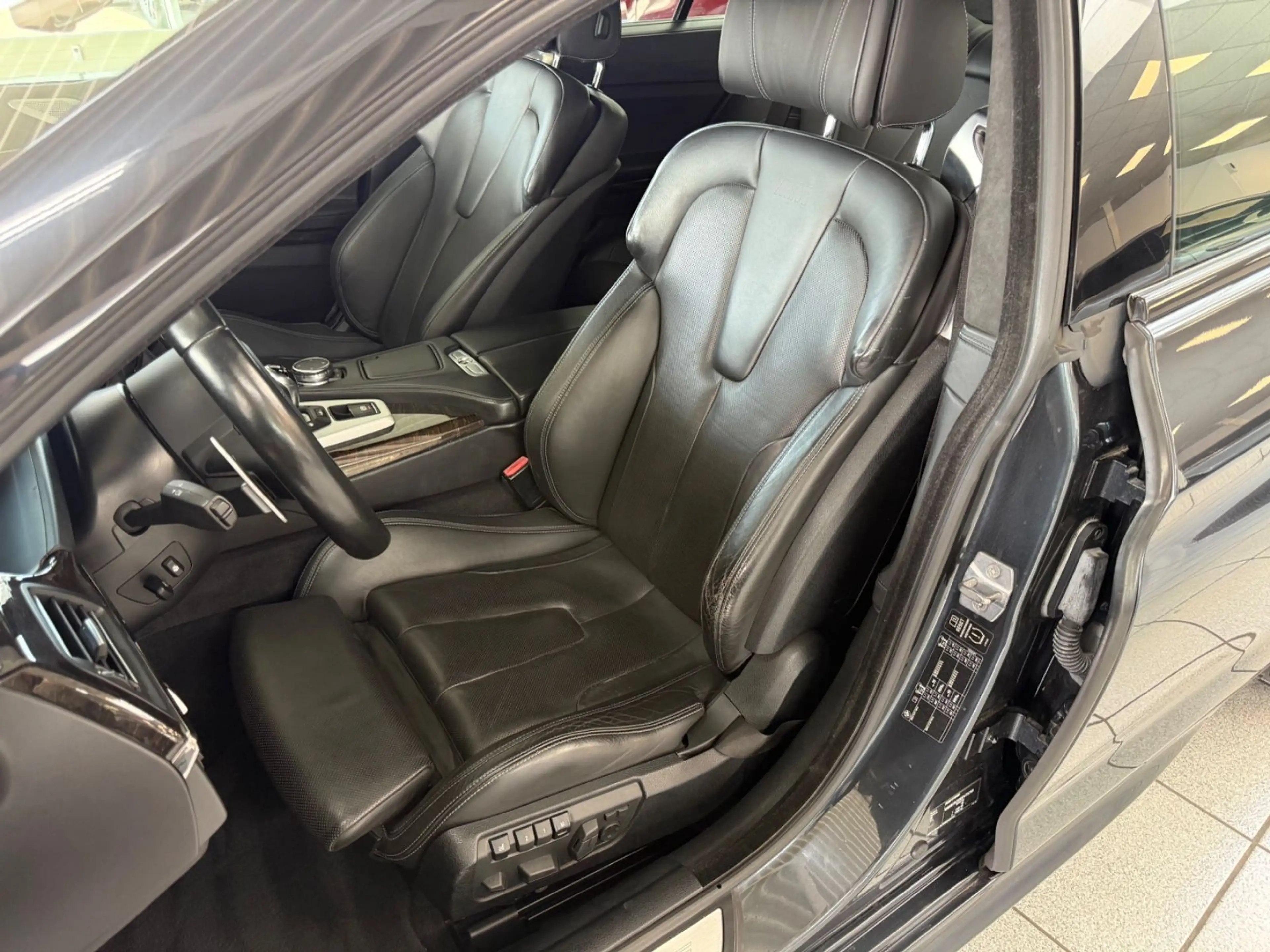 BMW M6 Gran Coupe M Sportpaket LED/HUD/CAM/B&O — photo 6