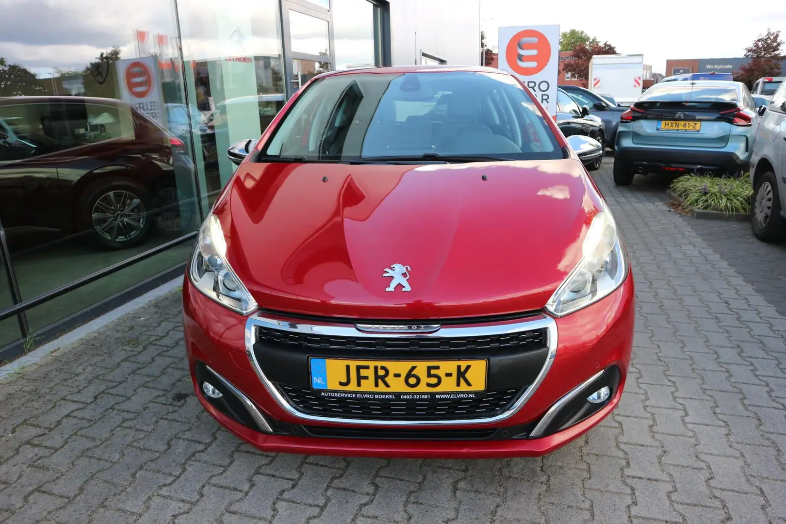 Peugeot 208 1.2 PureTech Allure 110PK CRUISE CLIMA PDC V+A LMV Rouge - 2