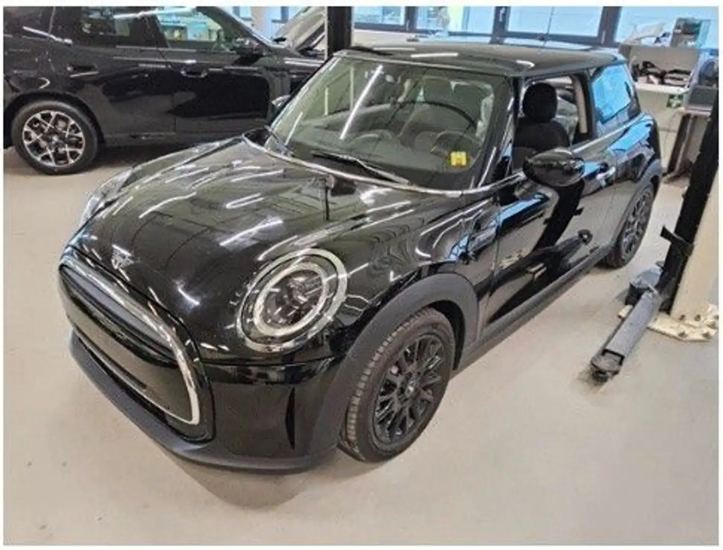 MINI One One NaviPort/Sitzheizung/Tempomat/KeyLessGo Noir - 1