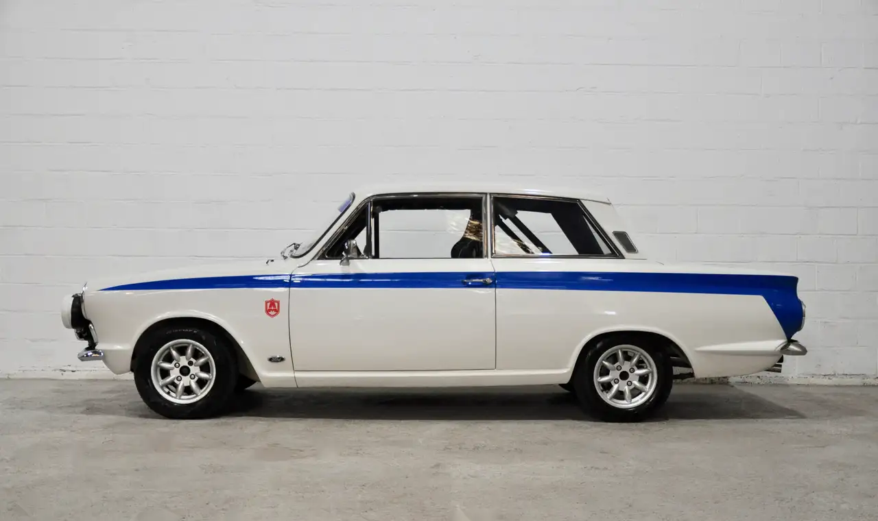 Ford Cortina GT 1500CC ** Superbe Etat ** Carnet FIVA, foto 4