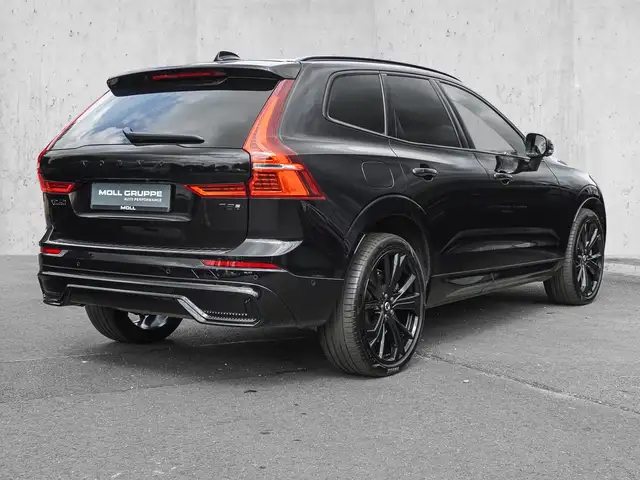 Volvo XC60 view 4