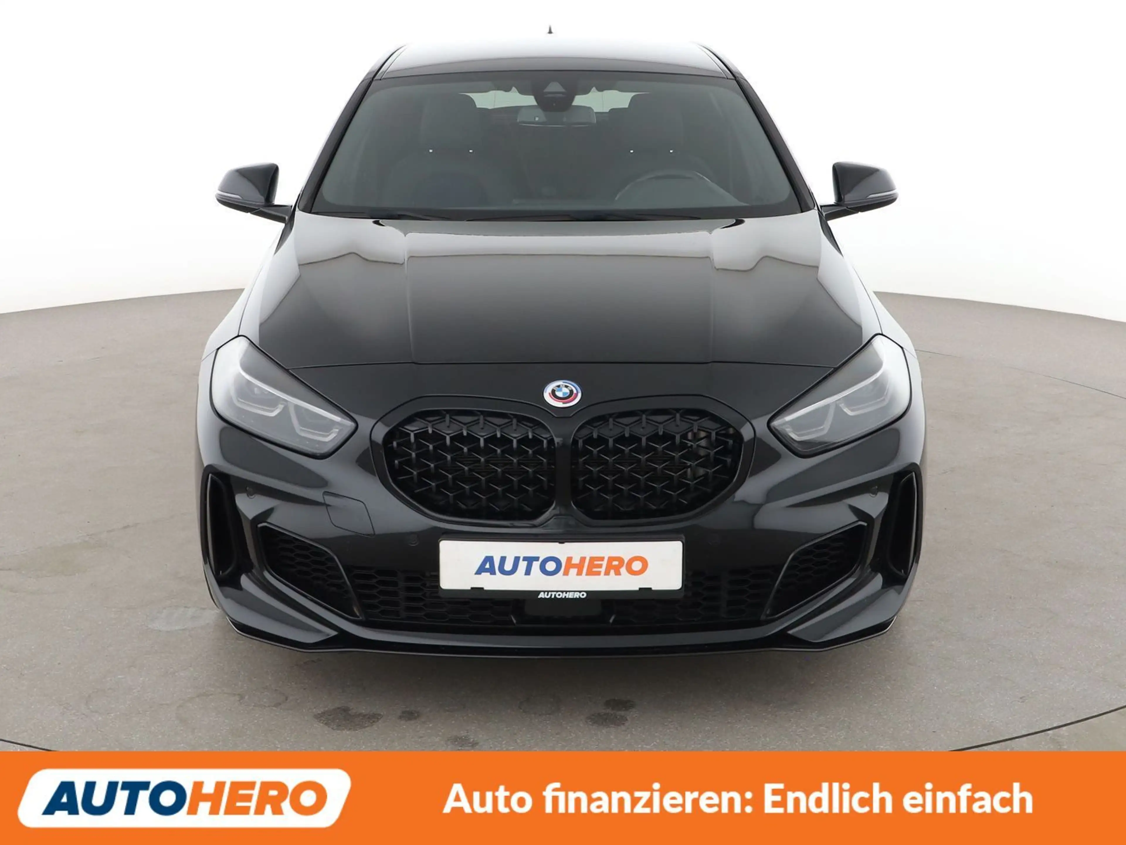 BMW 135 M135i xDrive Color Vision Aut.*NAVI*LED* — photo 9