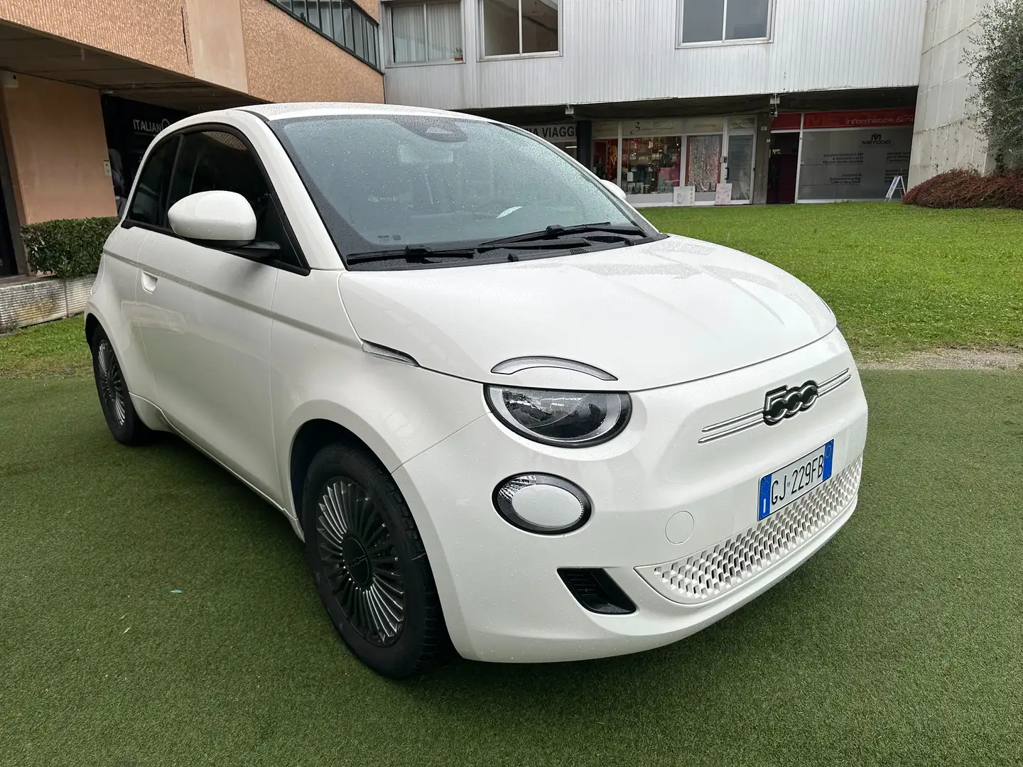 Fiat 500e 42 kWh ICON UNIPROPRIETARIO IVA ESPOSTA OK NEOPAT. Blanc - 2