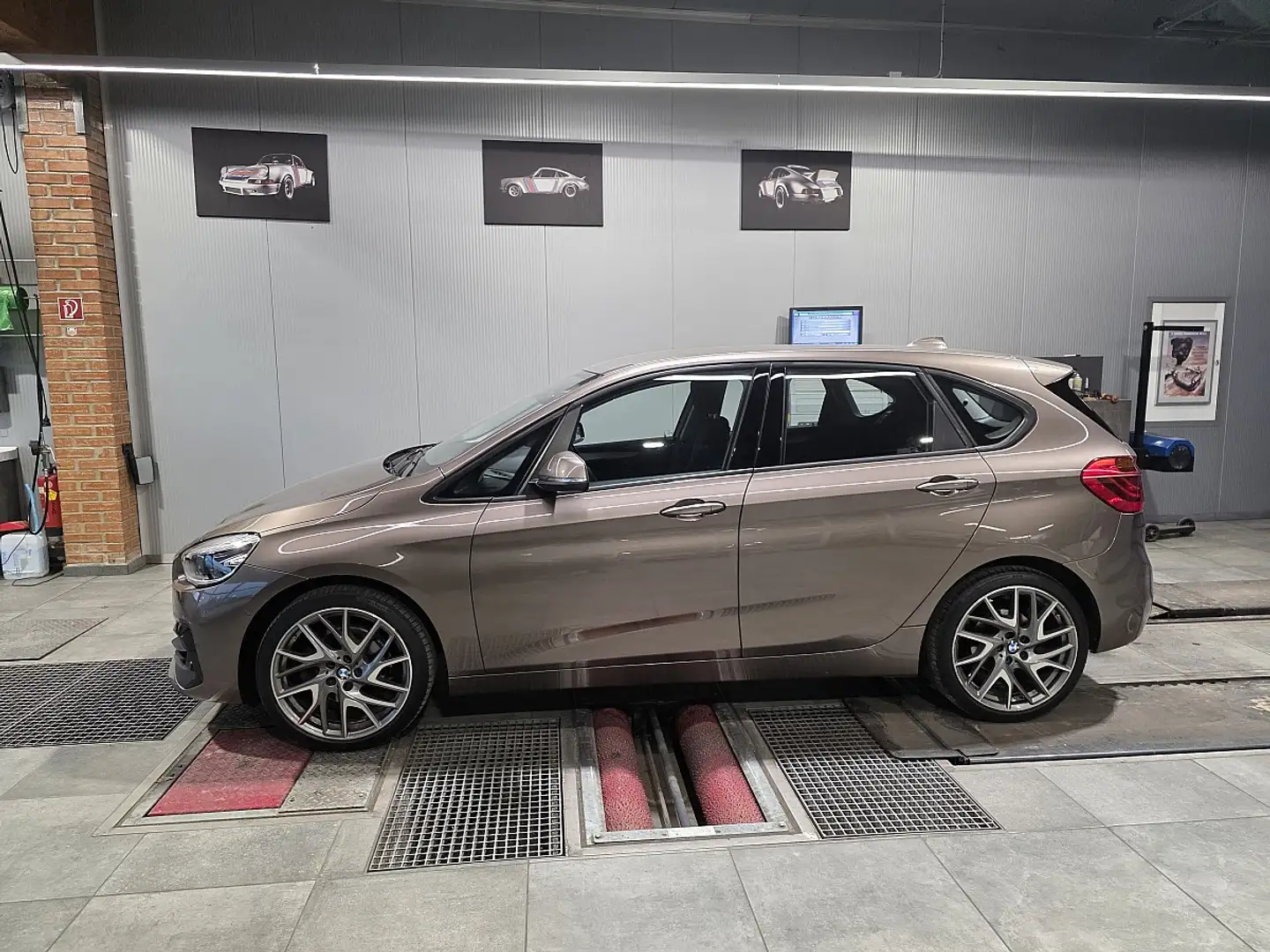 BMW 216 d Active Tourer Advantage ** TOP Zustand ** Brun - 2