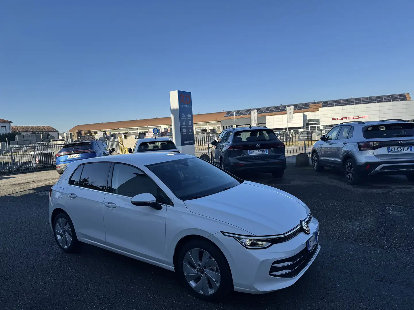 Volkswagen Golf 1.5 tsi Style 150CV KM0 / NO VINCOLI Weiß - 2