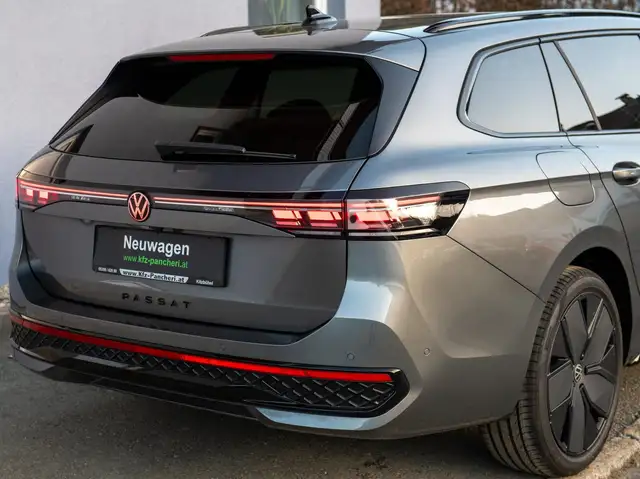 Volkswagen Passat Variant 2.0 TDI 4Motion R-Line NAVI, Headup, Matrix, Ansicht 10