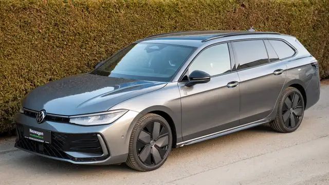 Volkswagen Passat Variant 2.0 TDI 4Motion R-Line NAVI, Headup, Matrix, Ansicht 1