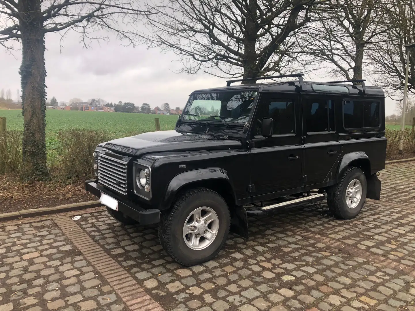 Land Rover Defender Defender 110 2.2 Turbo - D SE Noir - 1